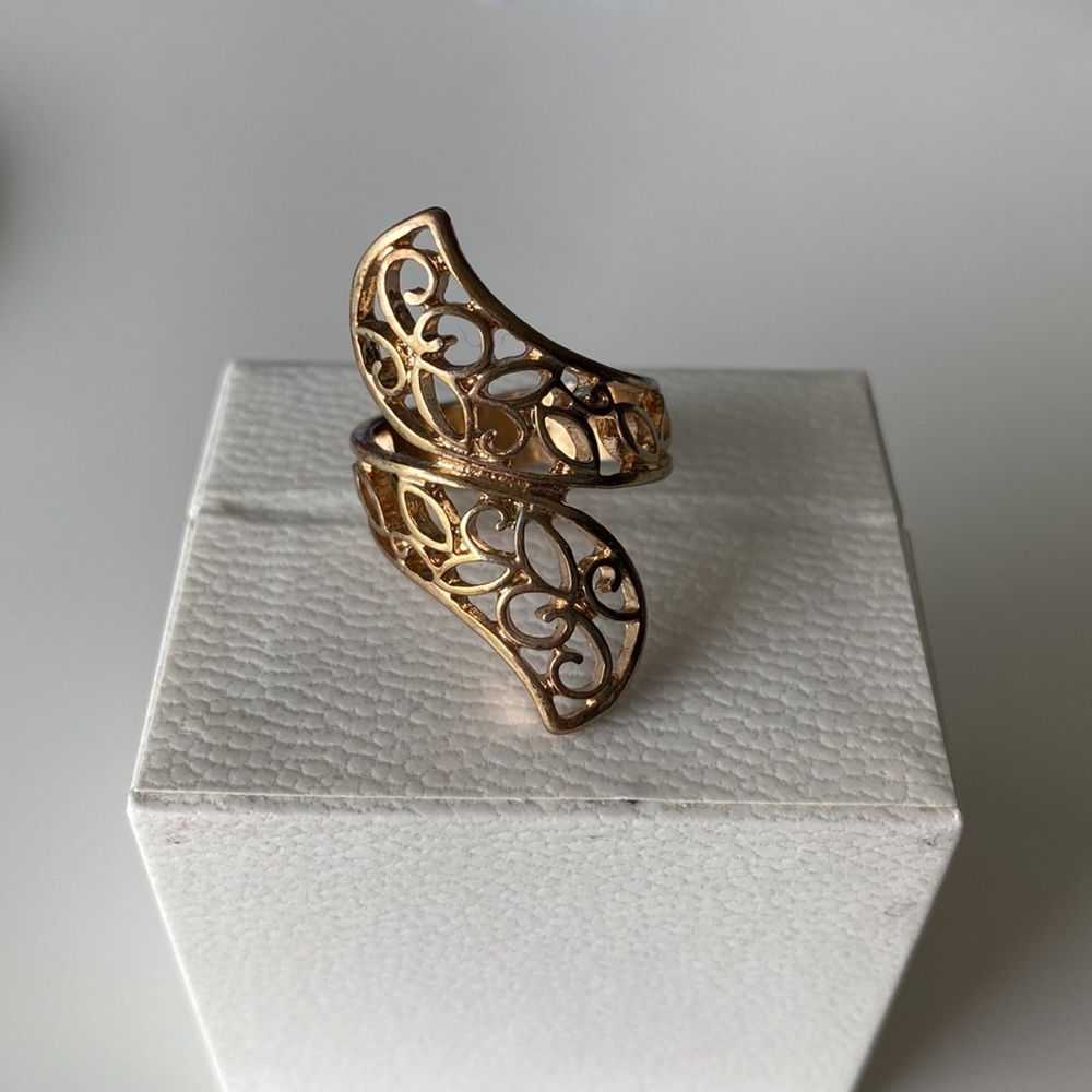 Gold intricate ring
